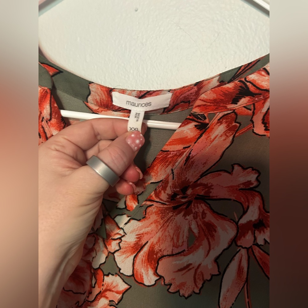 3 Maurice’s blouses - Picture 3 of 14